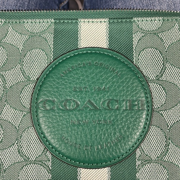 Coach jacquard wristlet - Picture 2 of 5